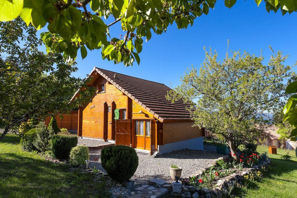 Chalet Carpe Diem La Batie-Neuve Номер фото